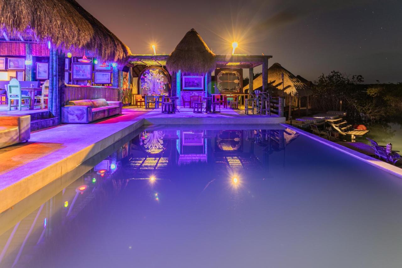 Embajada Universal By La Eufemia Group Huay Pix Exterior foto